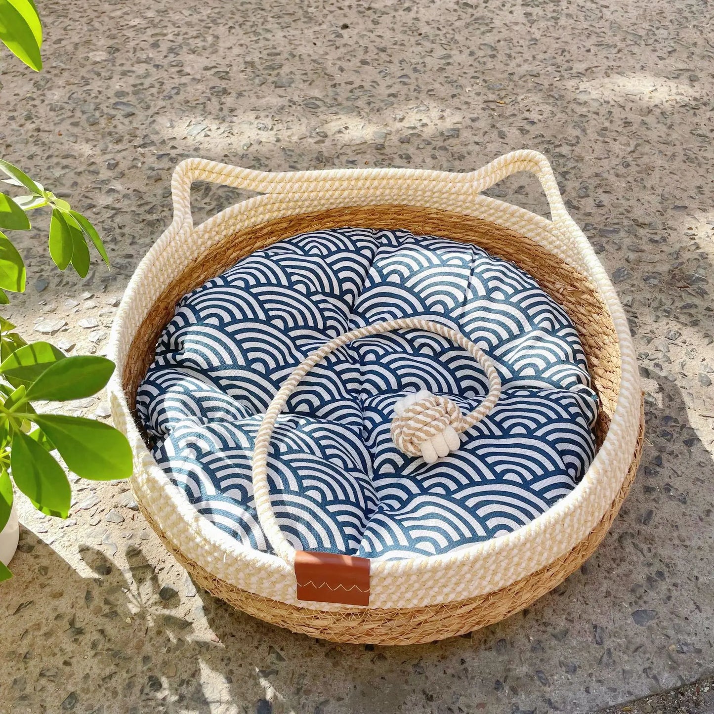 OUZEY 2024 New Rattan Woven Cat Bed